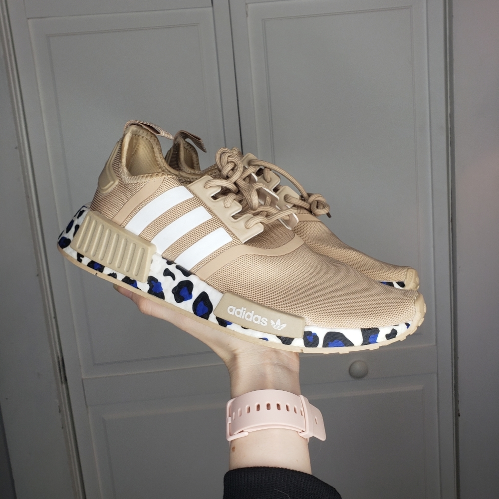 Leopard pink adidas